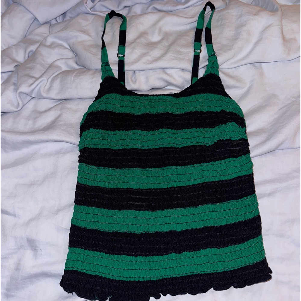 hollister tank crop top